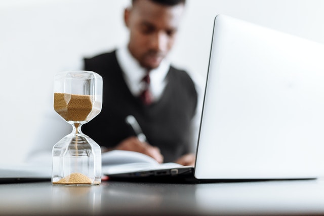 How Long Should You Wait Before Suing for Unpaid Wages